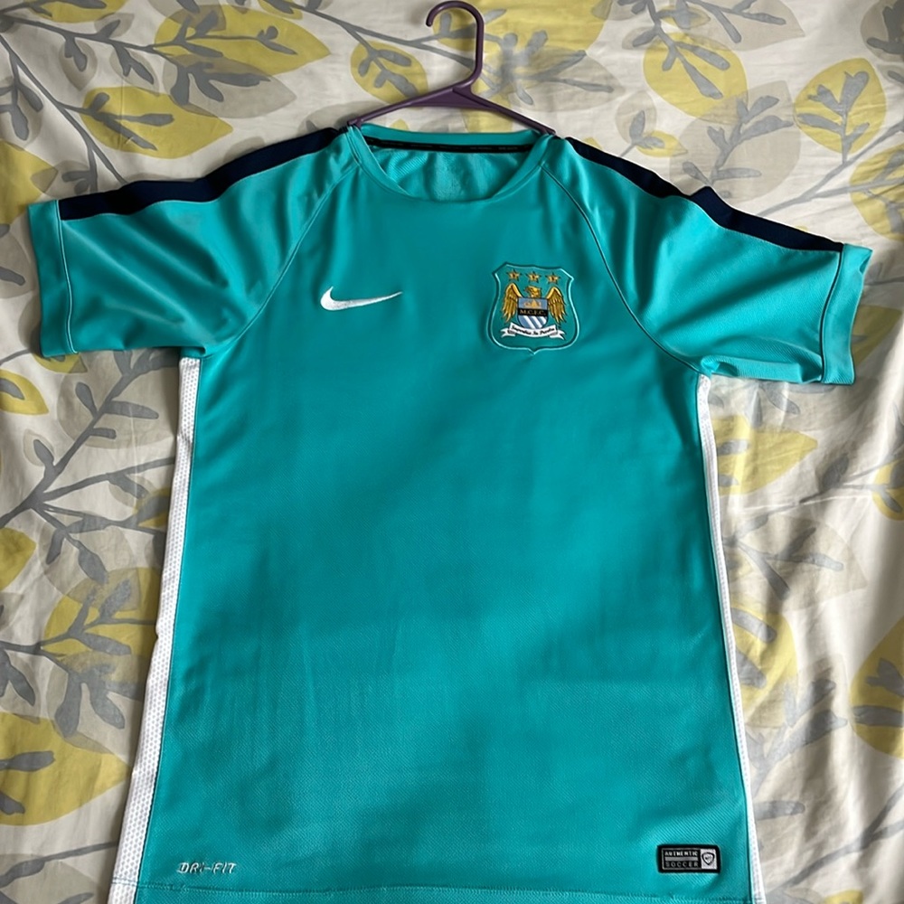 Nike Manchester City Men’s shirt (old logo)